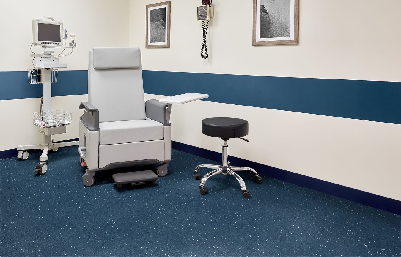 Natralis homogeneous sheet flooring in an imaging room